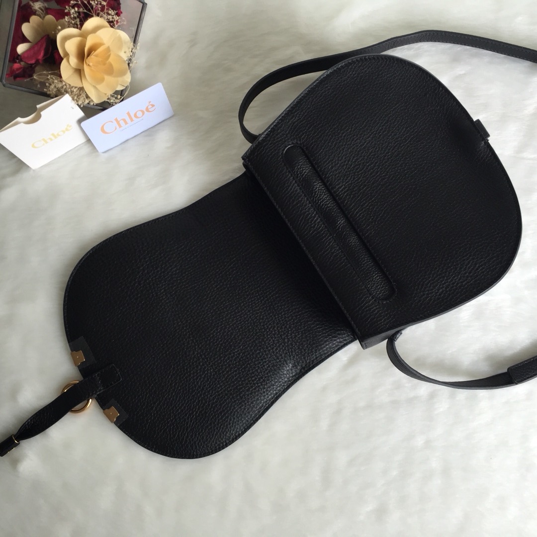 Chloe Marcie Saddle Shoulder Bag In Black Grained Leather